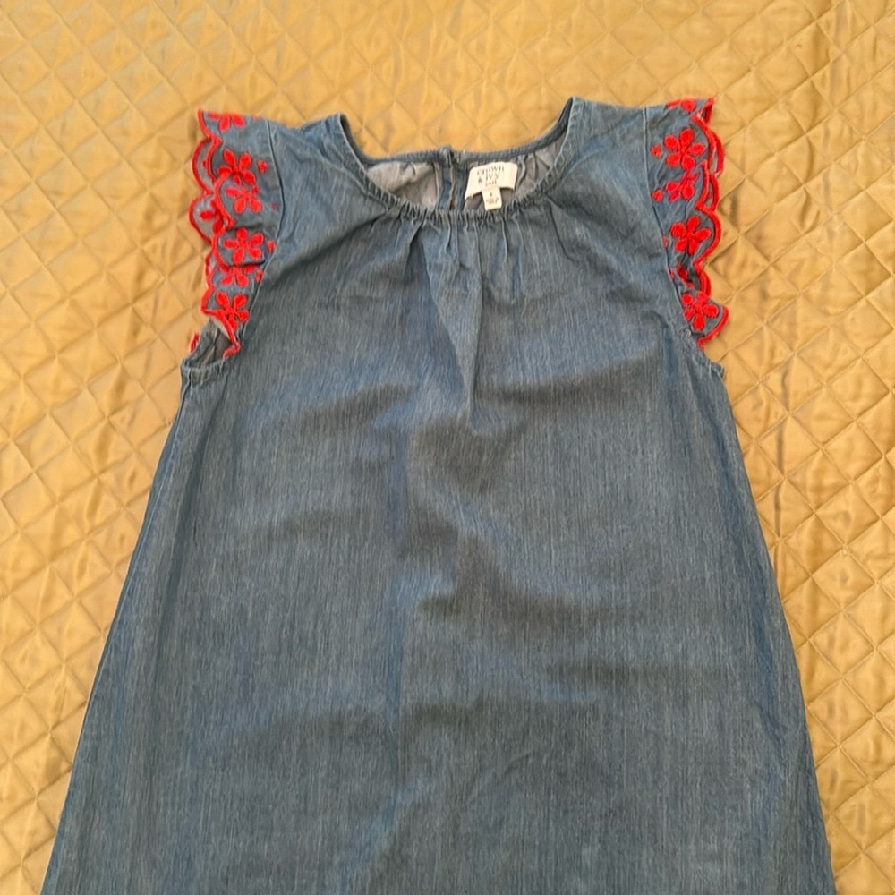 Girls Crown & Ivy Chambray dress with red trim Sz 8